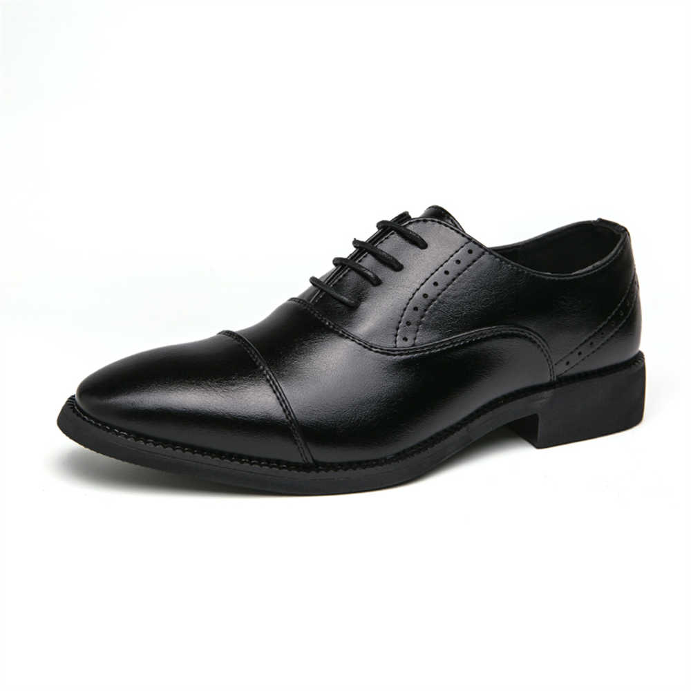 Men Formal Wear With Sneakers - Nummer 44 Halbformelle Laufschuhe für Herren,